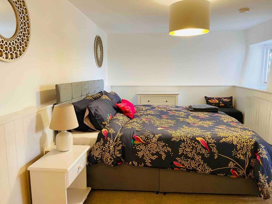 The Mill Stylish Rural Apartment With Beautiful Views Welsh Newton Common Exteriör bild